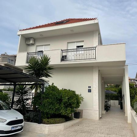 Apartment Sea&Sun Trogir Exterior photo